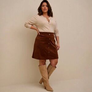 Torrid 00 (US 10) Brown Corduroy Button-Front Skirt Stretch Pockets Women’s